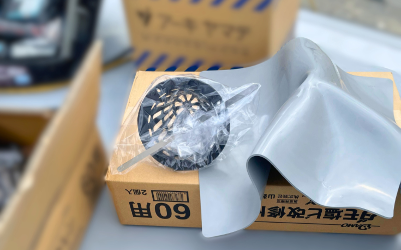 新しいドレン部材と防水シート資材